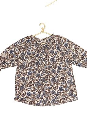 50% OFF ENTIRE CLOSET - bobeau Blue and Brown Floral Button-Front Blouse